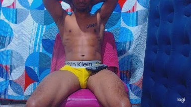 Theniga live cam on Cam4