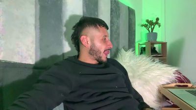 TheoVega live cam on Cam4