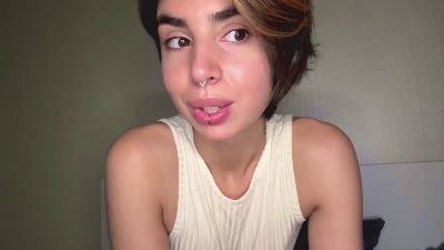 TheolaHoesing live cam on Cam4