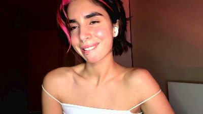 TheolaHoesing live cam on Cam4