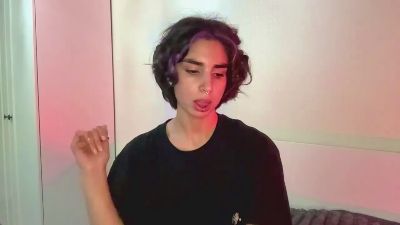 TheolaHoesing live cam on Cam4