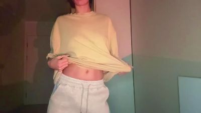 TheolaHoesing live cam on Cam4