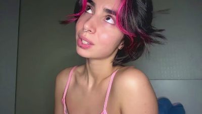 TheolaHoesing live cam on Cam4