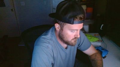 Theone0722 live cam on Cam4