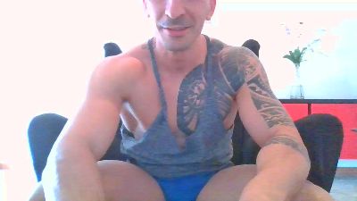 Therock90 live cam on Cam4