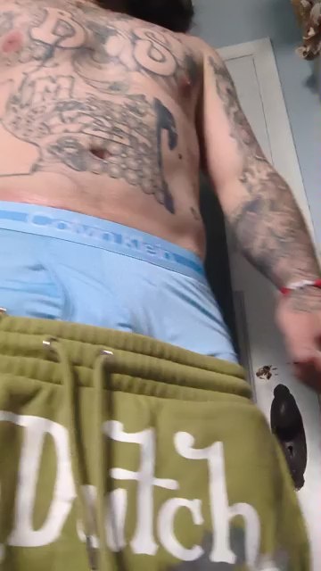 Thewoo24 live cam on Cam4