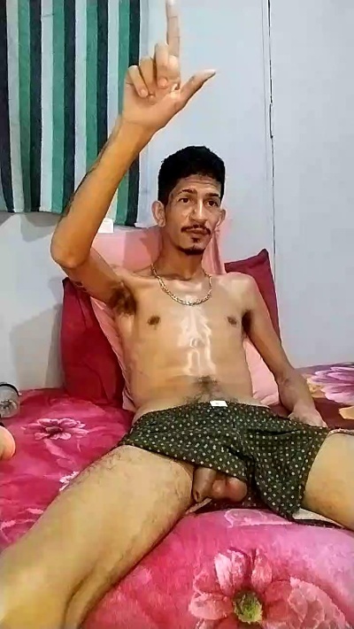 Theyllors2 live cam on Cam4