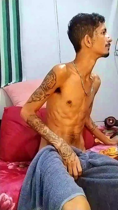 Theyllors2 live cam on Cam4