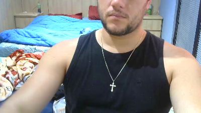 ThiagoGalhardo live cam on Cam4