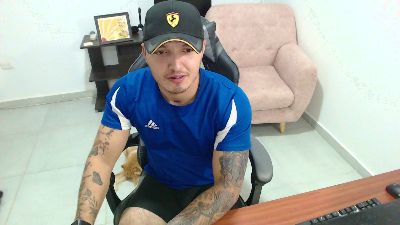 Thiago_420_ live cam on Cam4