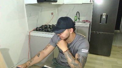 Thiago_420_ live cam on Cam4
