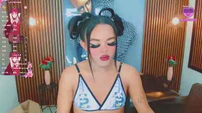 ThiaraVarannes live cam on Cam4