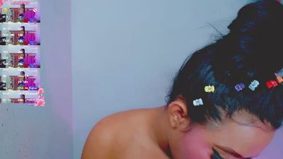 ThiaraVarannes live cam on Cam4
