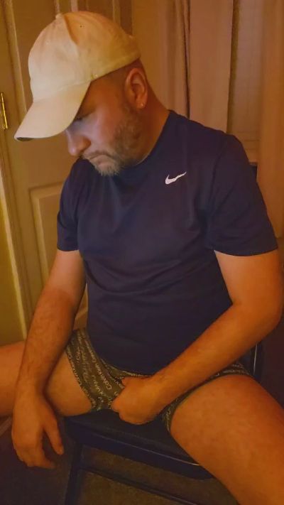 ThickerDickDad live cam on Cam4