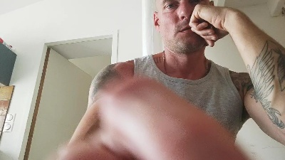 Thiebaud live cam on Cam4