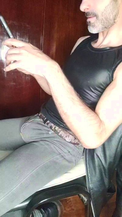 Thisboil live cam on Cam4
