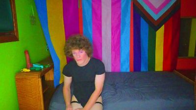Thisonehotgirl live cam on Cam4