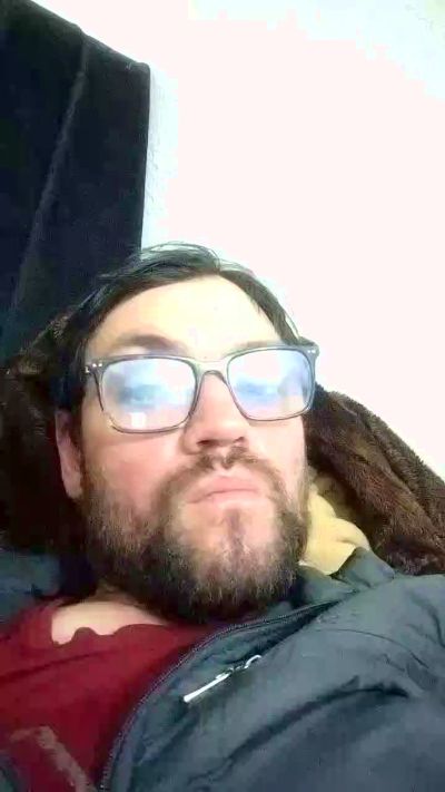 Thomas2631 live cam on Cam4