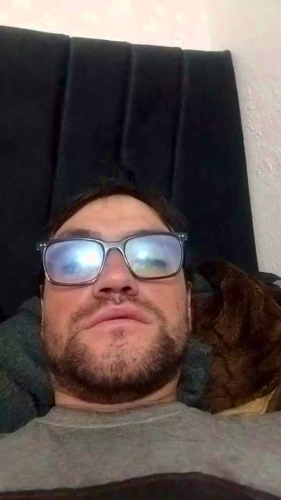 Thomas2631 live cam on Cam4