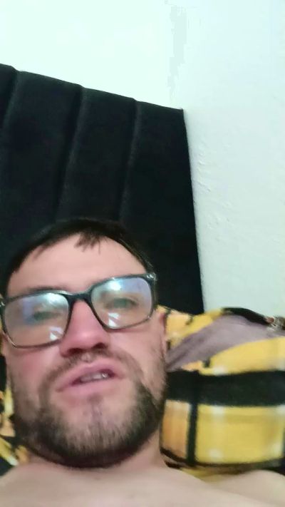 Thomas2631 live cam on Cam4