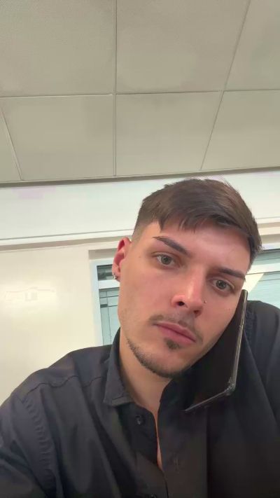 ThomasRM98 live cam on Cam4