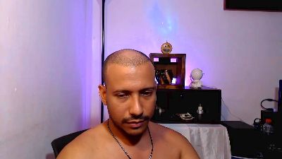 Thommerxxx live cam on Cam4