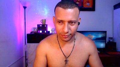 Thommerxxx live cam on Cam4
