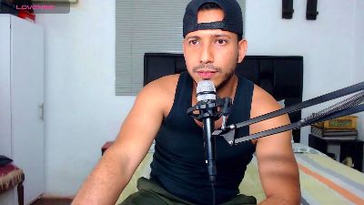 Thommerxxx live cam on Cam4