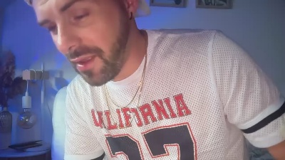 Thony7800 live cam on Cam4