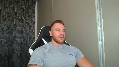 Thori92 live cam on Cam4