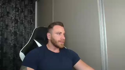 Thori92 live cam on Cam4