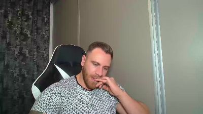 Thori92 live cam on Cam4