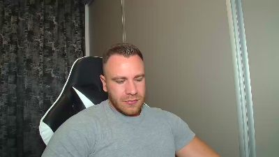 Thori92 live cam on Cam4