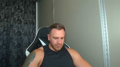 Thori92 live cam on Cam4