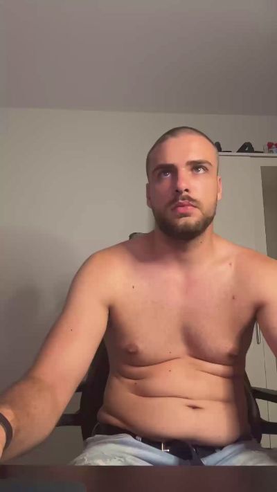 Thorodinsson03 live cam on Cam4