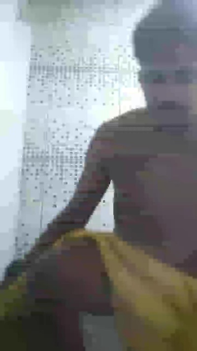 Threem232 live cam on Cam4