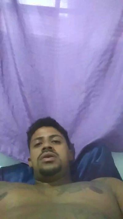 Threem232 live cam on Cam4