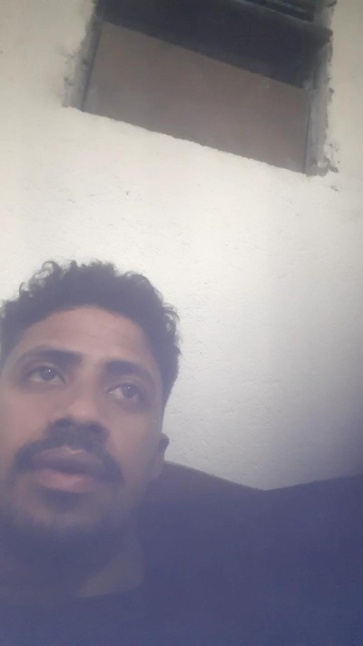 Threem232 live cam on Cam4