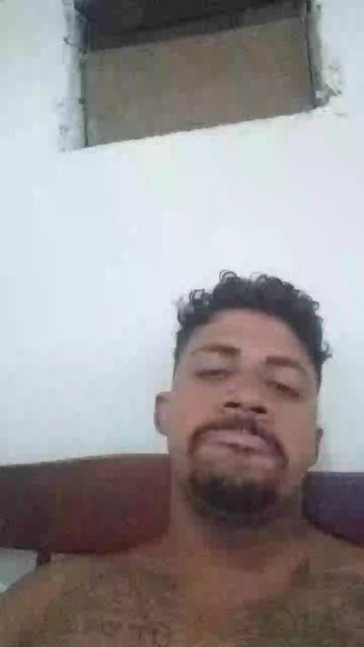 Threem232 live cam on Cam4
