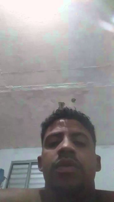 Threem232 live cam on Cam4