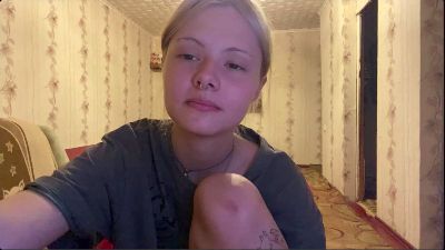 ThuMohan live cam on Cam4