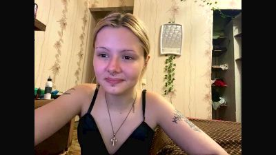 ThuMohan live cam on Cam4