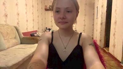 ThuMohan live cam on Cam4