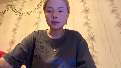 ThuMohan live cam on Cam4