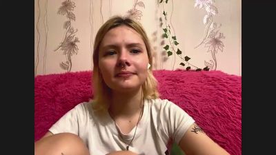 ThuMohan live cam on Cam4