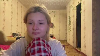 ThuMohan live cam on Cam4