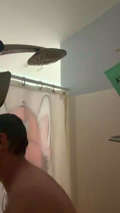 ThugzPussy live cam on Cam4