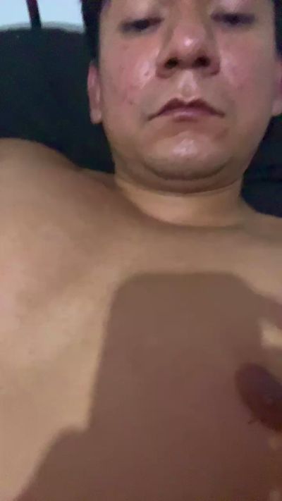 Thunder19 live cam on Cam4