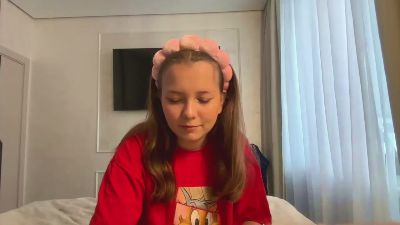 TiaLozado live cam on Cam4