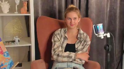 TianaLozey webcam
